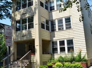 2 bed, 1.0 bath, 1225 sqft, $2,095, Madison, WI 53703