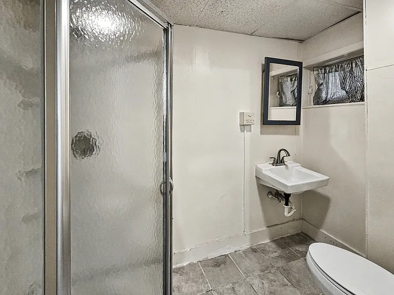 122 Willow St #1 — Photo 5