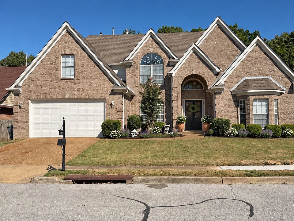 1st image of 608 Birthstone Ave
