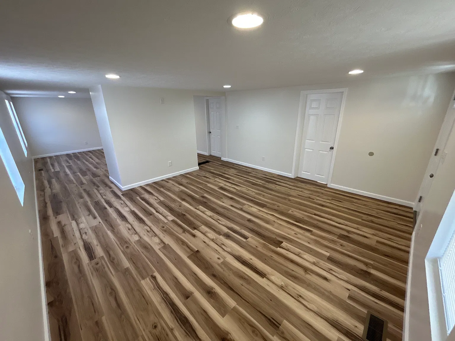 4 bed, 1.5 bath, 1134 sqft, $1,500 — Photo 3