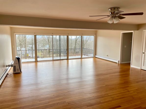 513 Waverly Ave APT 2