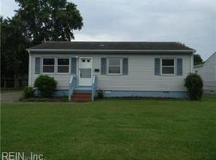 1114 75th St, Newport News, VA 23605