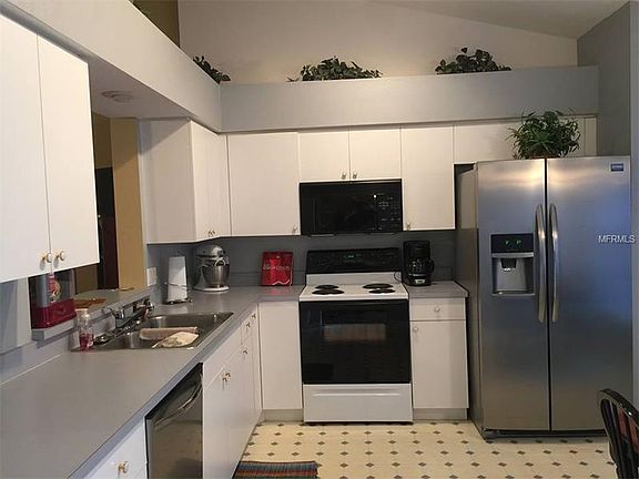 4th image of 10549 Mira Lago Ln
