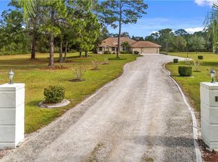 5646 N Chamberlain Blvd, North Port, FL 34286