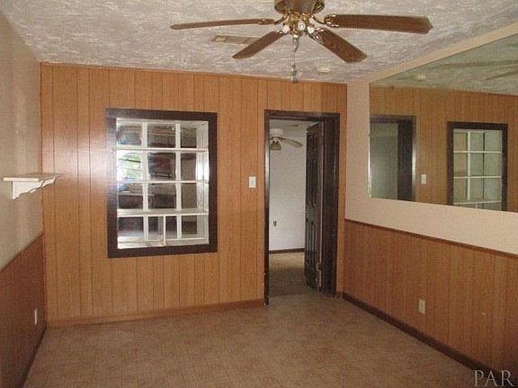 5th image of 6104 Louisville Ave