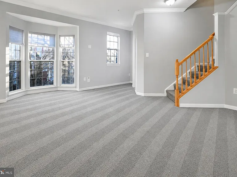 3730 Singleton Ter — Photo 3