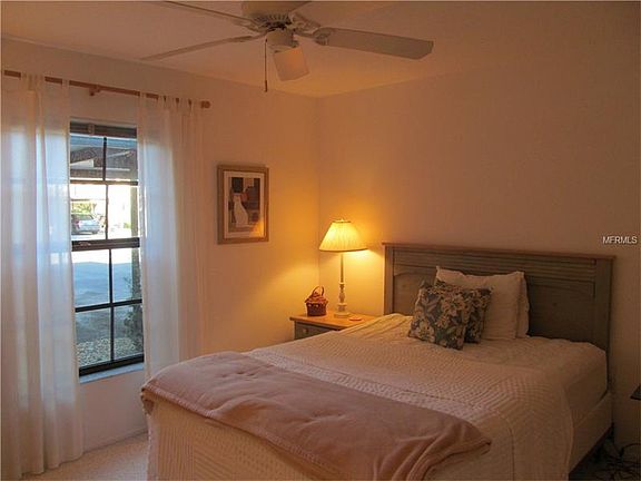 4th image of 375 Three Lakes Ln Unit C