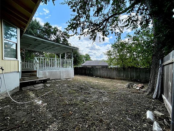 5th image of 5507 Fence Row