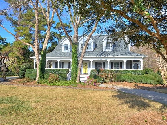 2nd image of 2635 Mariners Way SE