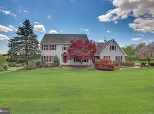 4771 Essex Dr, Doylestown, PA 18902