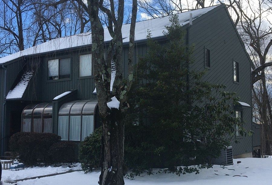 2nd image of 123 Old Belden Hill Rd APT 27
