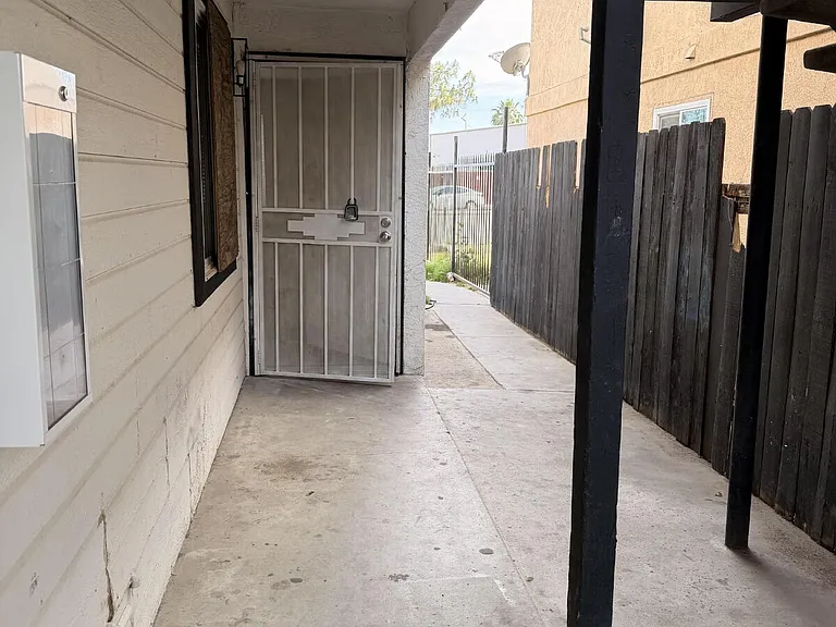 1316 E California Ave #A — Photo 6