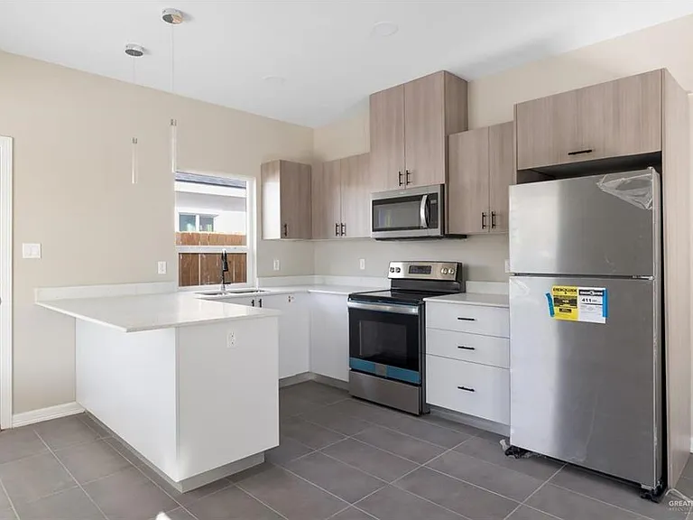3504 Frio Ave #1 — Photo 6
