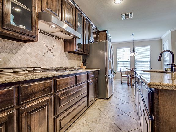 908-boerne-st-mckinney-tx-1-High-Res-10.jpg