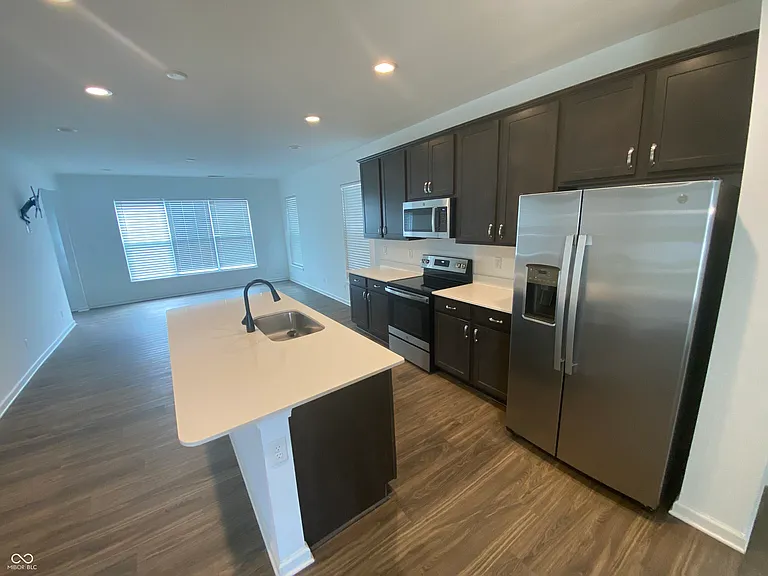 326 Warman Ave — Photo 15