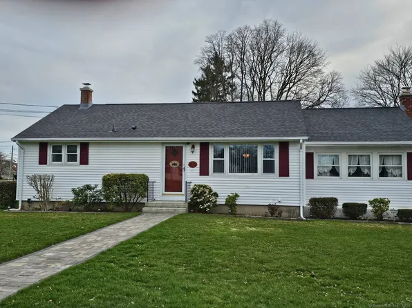 1 Graham Street, Waterford, CT 06385