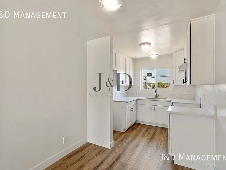 2248 Ocean View Blvd #5 — Photo 6