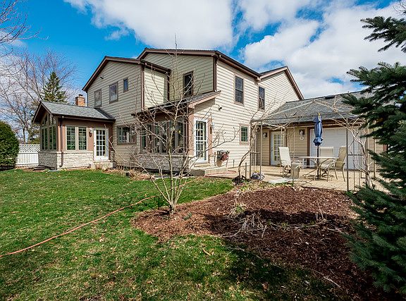 3rd image of 1447 Sugar Creek Ct
