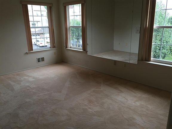 4th image of 232 Nebula Rd #1