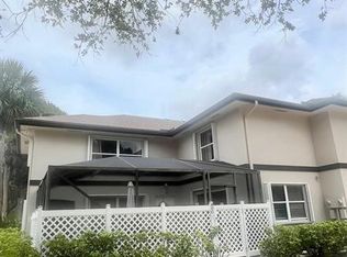 40 Essex Ct APT C, Royal Palm Beach, FL 33411