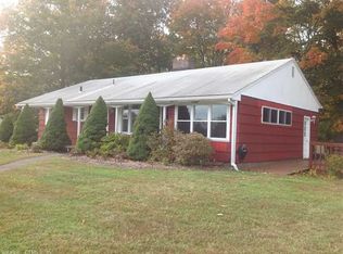 420 Evergreen Ave, Hamden, CT 06518