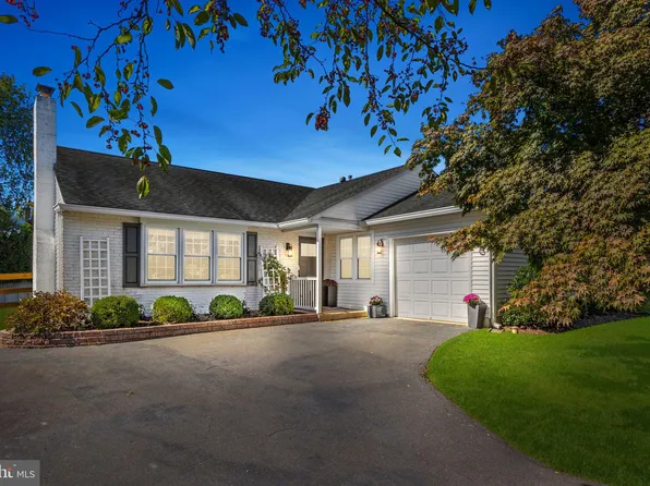 91 Gettysburg Ln, Newtown, PA 18940