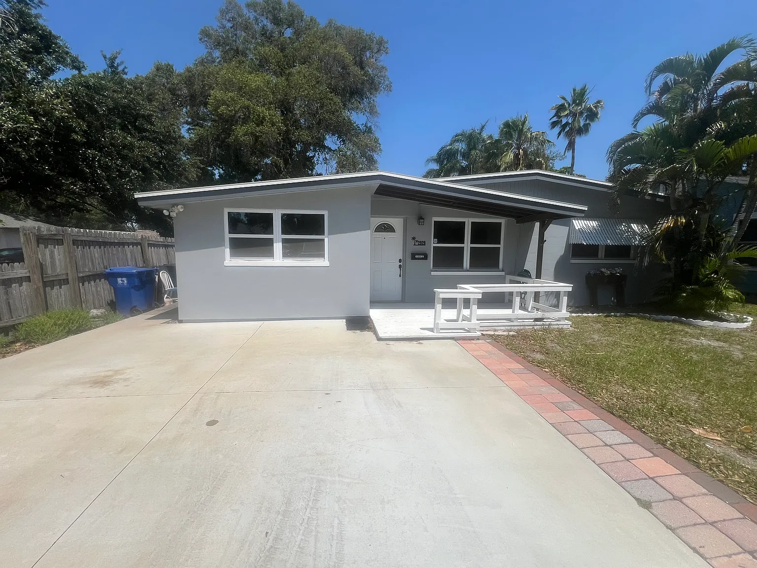 4 bed, 2.5 bath, 1441 sqft, $3,100 — Photo 2
