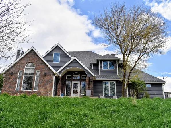 4640 Perry Way, Sioux City, IA 51104