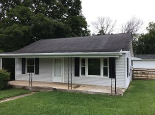 2440 E Bethlehem Rd, Sparta, TN 38583