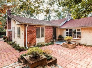 615 Oak Hill Rd, Middletown, NJ 07748