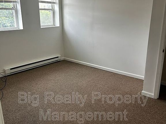 3rd image of 29 N Main St APT 4A