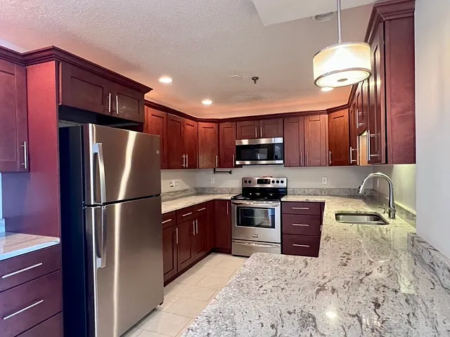 2 bed, 1206 sqft, $2,990 — Photo 2