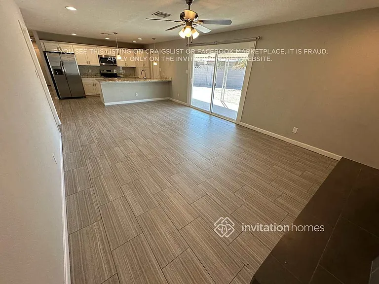 1281 E Loma Vista Dr — Photo 3