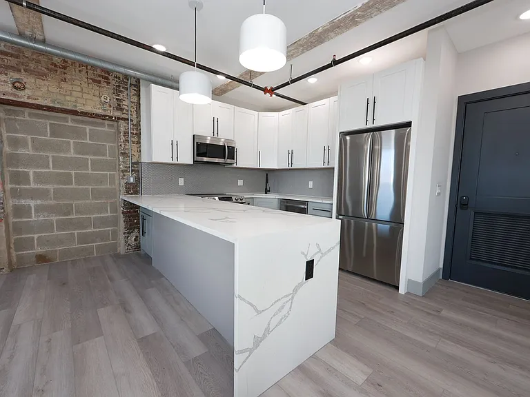 1810 E Venango St — Photo 3