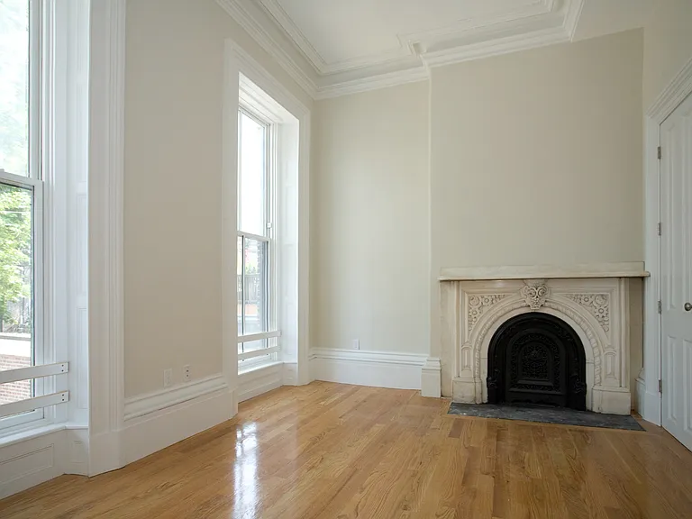 658 Massachusetts Ave #2 — Photo 3