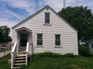 101 Saint Charles St, Florissant, MO 63031