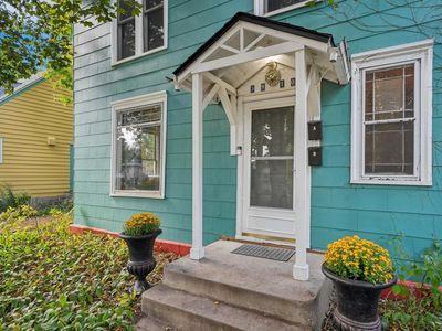 3910 12th Ave S, Minneapolis, MN, 55407