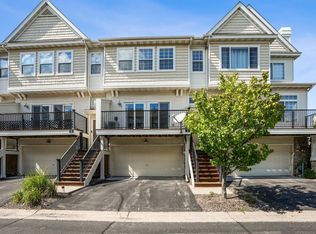 4333 Victor Path UNIT 3, Hugo, MN 55038