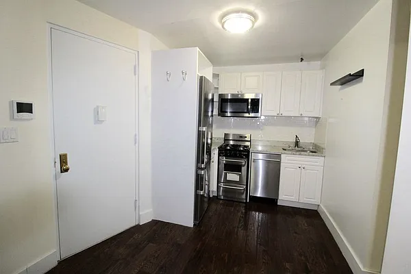 Rented by Newcastle Realty Services | media 8