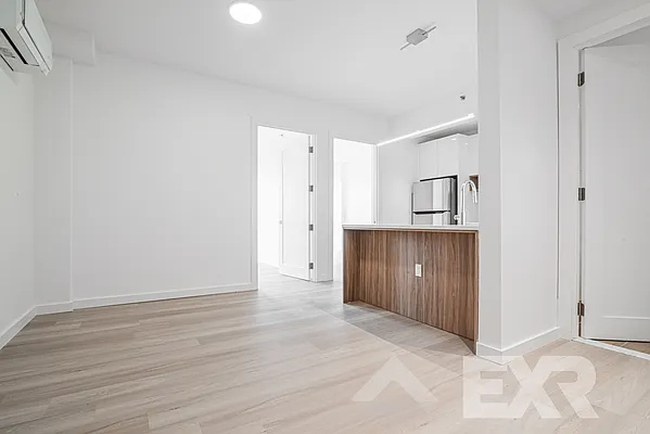 Rented by EXR | media 3