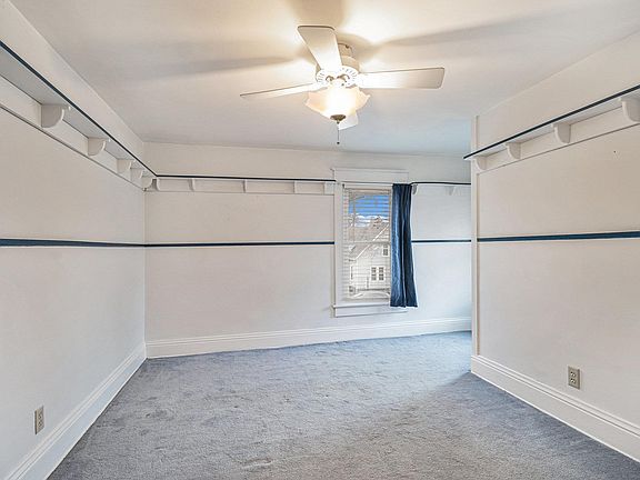 5th image of 122 Glendale Ave