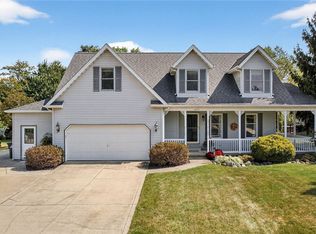 4075 Sterling Station Dr, Brunswick, OH