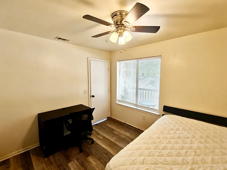 4000 SW 23rd St #B — Photo 14