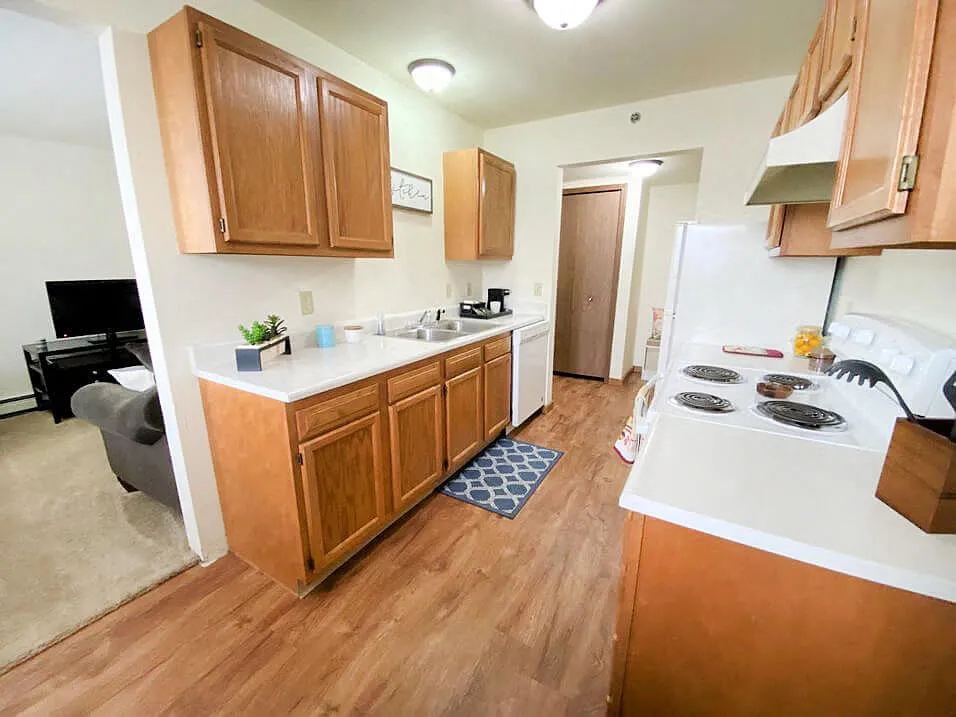 Crown Pointe Apartments