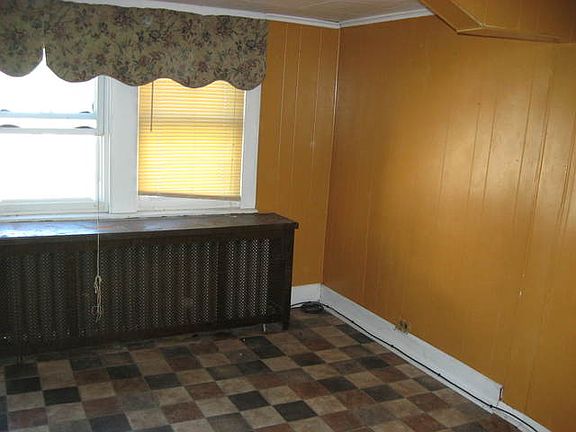 4th image of 6230 S Komensky Ave