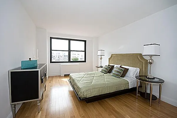 Sold by Nest Seekers International | media 15