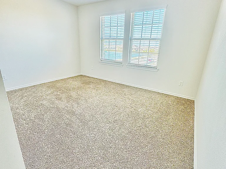 6236 Ballenger Rd — Photo 24