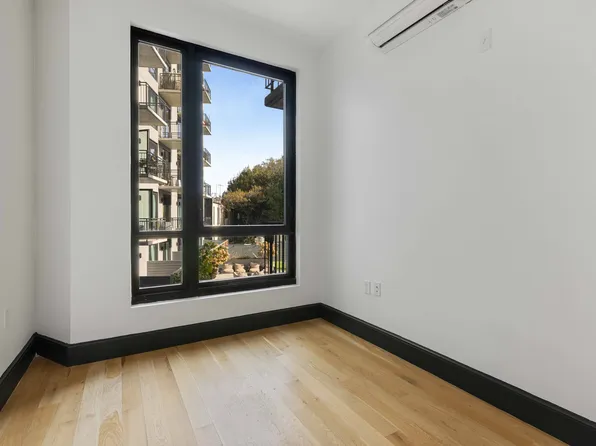 1134 Fulton Street image 4 of 20