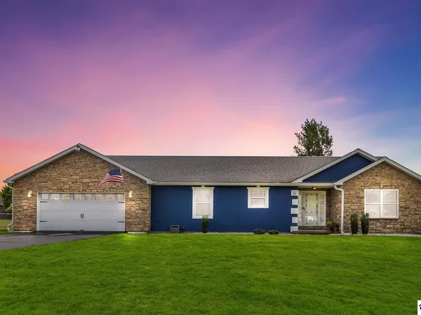 39 Fragrant Flowers Ln, Campbellsville, KY 42718