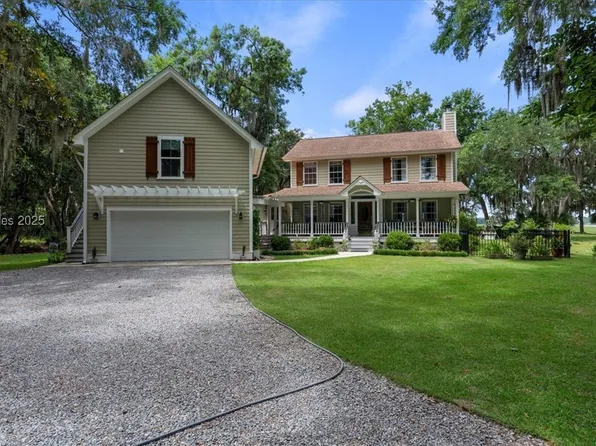 1808 Lenora Dr, Port Royal, SC 29935